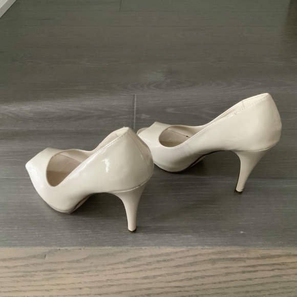 Call It Spring, Peak Toe Heel, Size US 9 - Picture 3 of 5